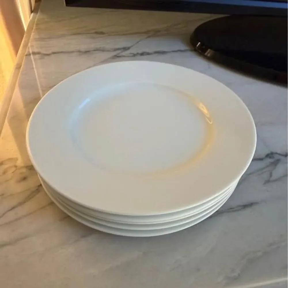 Amazon Basics White Dessert Plates Set of 6